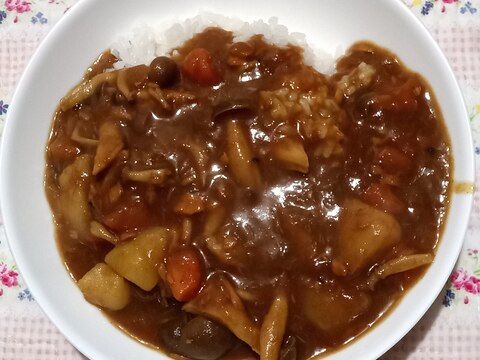 しめじがたっぷり入ったツナカレー♪